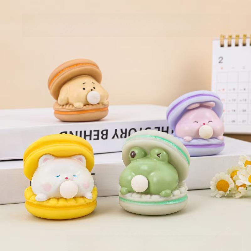 Kids Quirky Toys - Novelty Quirky Animal Surprise Blind Box
