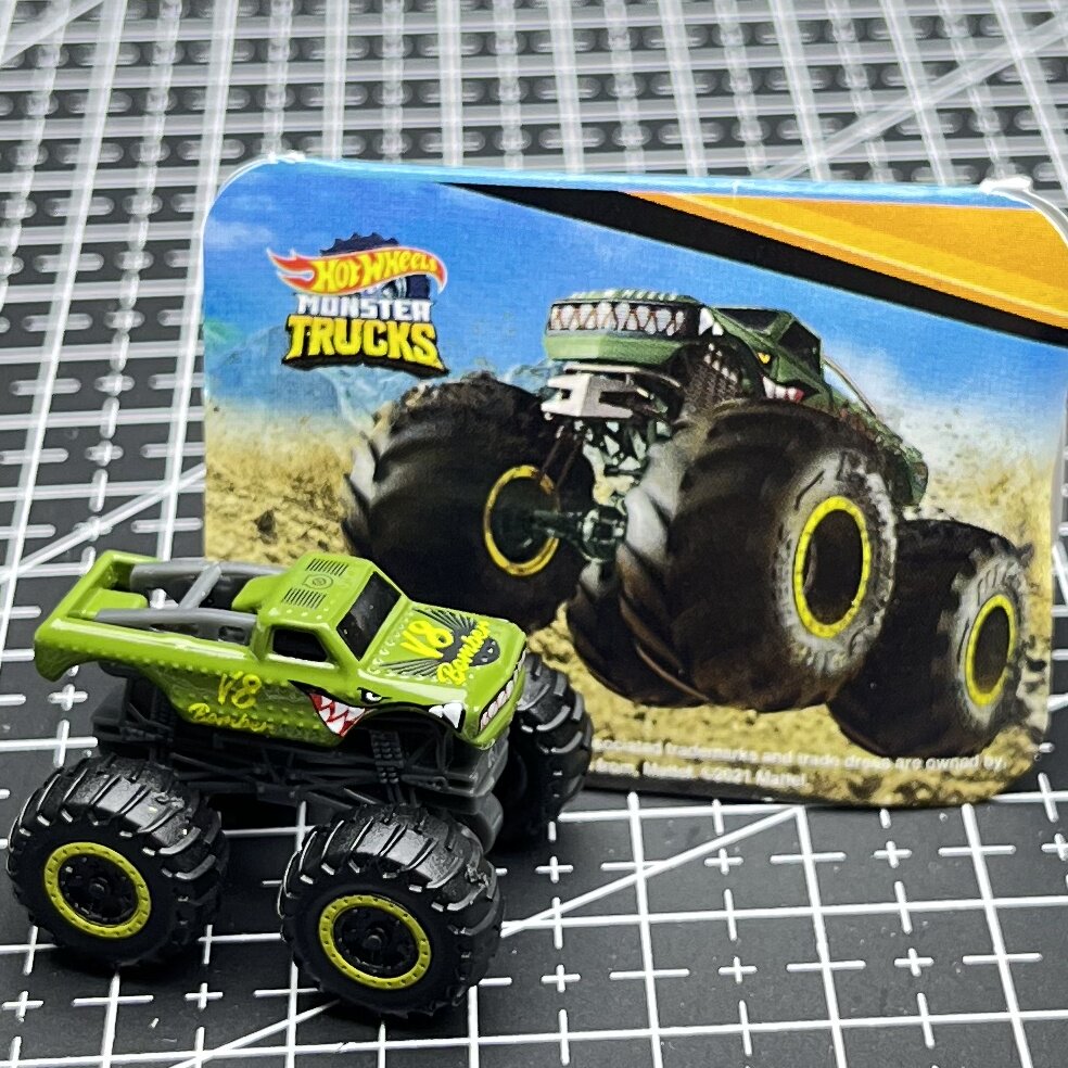 Hot Wheels World's Smallest Mo - огляд і ціна Hot Wheels Car Monster Trucks